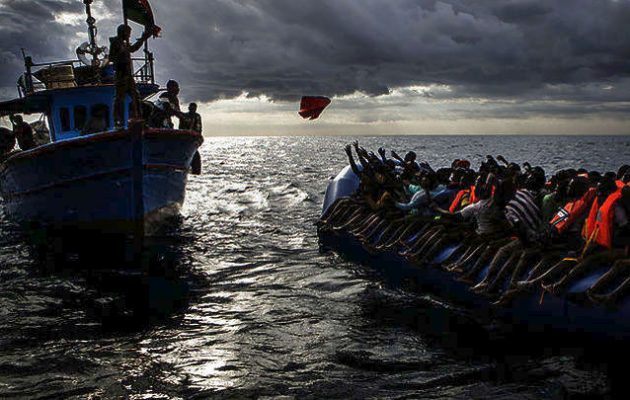 Τουλάχιστον 31 νεκροί σε ναυάγιο με μετανάστες ανοιχτά της Λιβύης