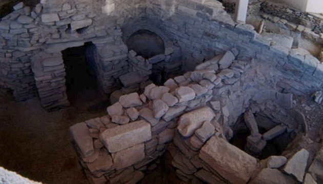 Οι αρχαίοι Έλληνες “έψηναν” τα κεραμικά σε κλίβανους – Εμείς, τους ανεβάζουμε στον “σέρβερ”