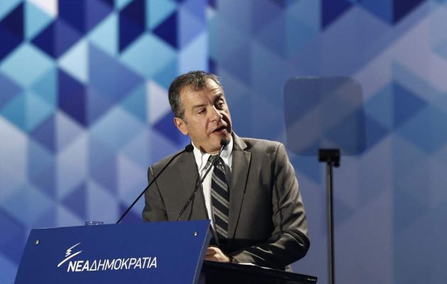 Ο Θεοδωράκης “έτοιμος” για τη ΝΔ : “Θα τα καταφέρετε και θα συναντηθούμε”