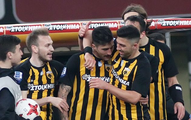 Η ΑΕΚ νίκησε 3-1 την Κέρκυρα και βρέθηκε ξανά στην κορυφή της βαθμολογίας