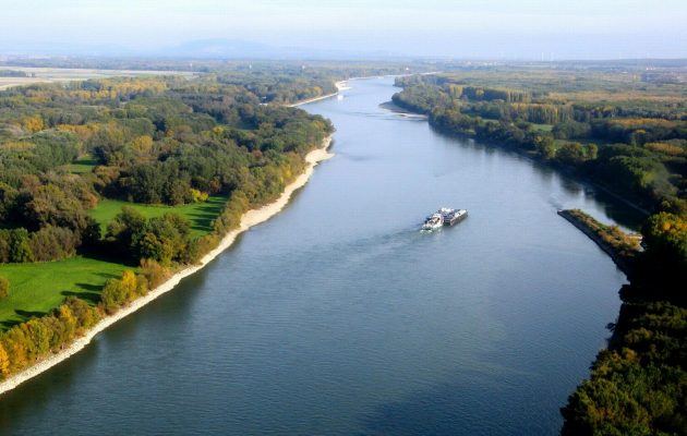 Θα κατασκευάσουν πλωτό ποτάμι που θα συνδέει τον Δούναβη με τον Θερμαϊκό κόλπο