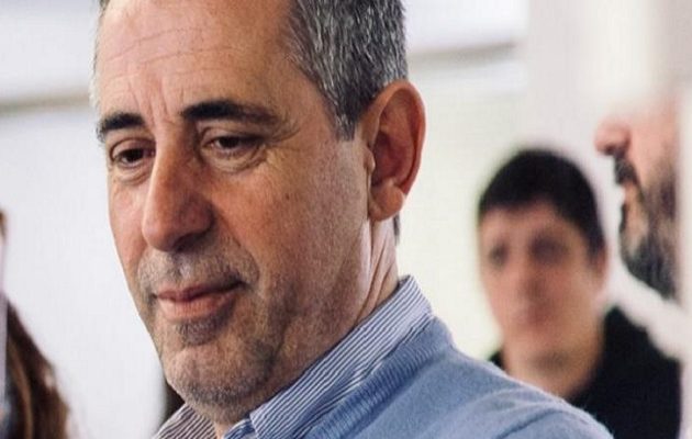 Παραιτήθηκε ο διευθυντής των ΝΕΩΝ και βγάζει βιβλίο με αποκαλύψεις για τον ΔΟΛ