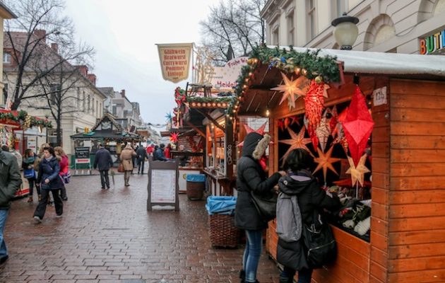 Βρέθηκε ύποπτο πακέτο στην πρωτεύουσα του Βρανδεμβούργου – Εκκενώθηκε η χριστουγεννιάτικη αγορά