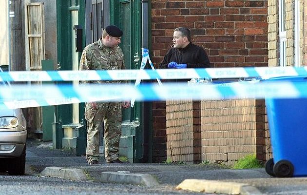 Συλλήψεις τεσσάρων ύποπτων τζιχαντιστών στη Βρετανία – Σχεδίαζαν μακελειό τα Χριστούγεννα