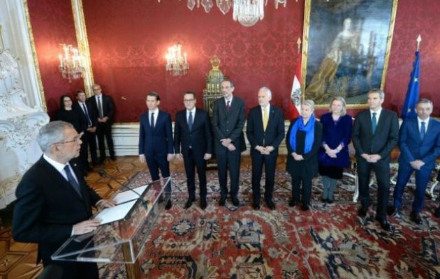 Ο Αυστριακός Πρόεδρος ζήτησε από Κουρτς και Στράχε να σεβαστούν τα ανθρώπινα δικαιώματα