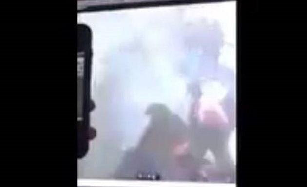 Η στιγμή που ο τζιχαντιστής χτύπησε τον σταθμό λεωφορείων στη Νέα Υόρκη (βίντεο)