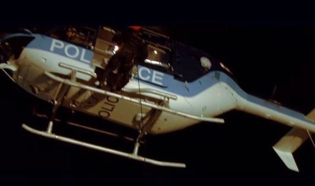 Ειδική αποστολή ΕΚΑΜίτη με ελικόπτερο για το χριστουγεννιάτικο αστέρι (βίντεο)