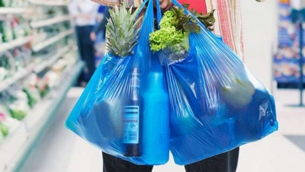 Τέλος οι δωρεάν πλαστικές σακούλες στα σούπερ μάρκετ