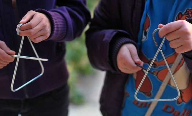 Συμμορία ανηλίκων λήστεψε το χαρτζιλίκι άλλων παιδιών που έλεγαν τα κάλαντα