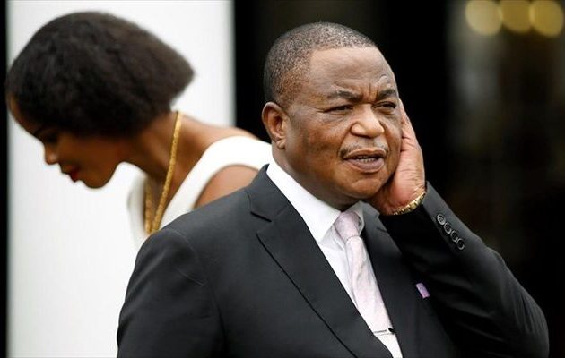 Αντιπρόεδρος της Ζιμπάμπουε ο επικεφαλής του πραξικοπήματος