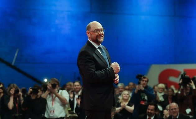 Εκλέχτηκε ξανά πρόεδρος του SPD με 82% ο Σουλτς- Αρχίζουν συνομιλίες με Μέρκελ
