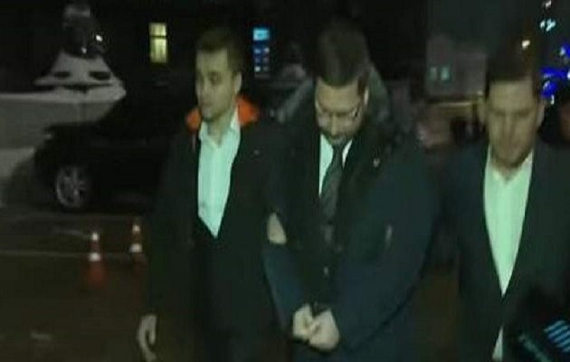 Χειροπέδες στον μεταφραστή του Ουκρανού πρωθυπουργού- Κατηγορείται για κατάσκοπος της Ρωσίας
