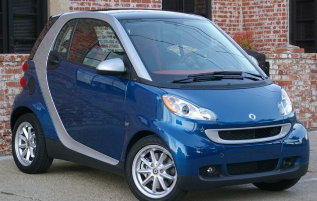 Δύο εγκληματικές ομάδες στην Αττική με αδυναμία στα Smart και τις μηχανές endurο