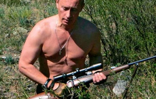 “Φωτιά” στον ρωσικό Τύπο που ανακάλυψε τον Πούτιν σε ρόλους κασκαντέρ