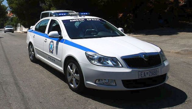 Τραγωδία στους Αγίους Αναργύρους – Αστυνομικός σκότωσε γυναίκα, πεθερά και παιδί και αυτοκτόνησε