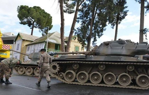 “Λάφυρο” από την Τουρκία ανάμεσα στα τεθωρακισμένα που βγήκαν στους δρόμους στην Λευκωσία (φωτο)