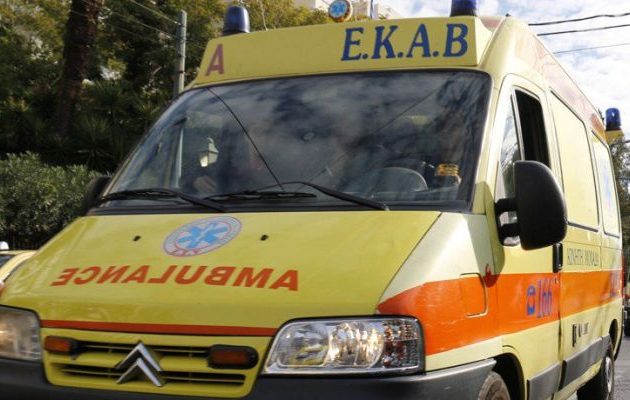 Σοκ στα Χανιά: Μαθήτρια έκοψε τις φλέβες της μέσα στο σχολείο