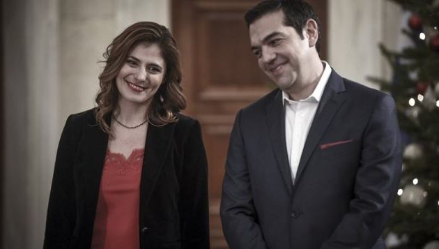 Η Μπέτυ Μπαζιάνα για τον Τσίπρα: «Δεν πρόδωσε, δεν εξαπάτησε, δεν είπε ψέματα»