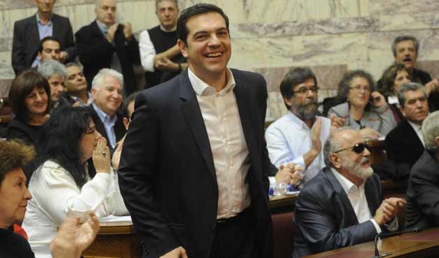 Επίδειξη δύναμης από την κυβέρνηση: Αύξησε τη δύναμη της στη Βουλή – Με 154 “ναι” προς την έξοδο από τα μνημόνια