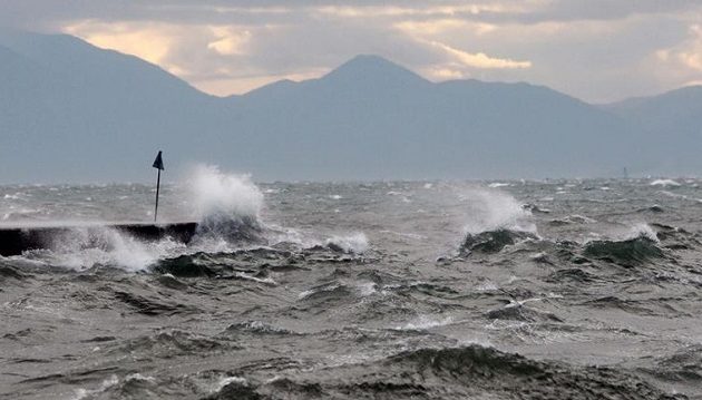 Απαγορευτικό απόπλου από Πειραιά, Ραφήνα και Λαύριο λόγω ισχυρών ανέμων