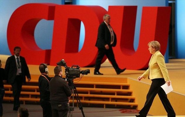 Ούτε βήμα δεν κάνουν πίσω στο προσφυγικό οι Χριστιανοδημοκράτες της Μέρκελ