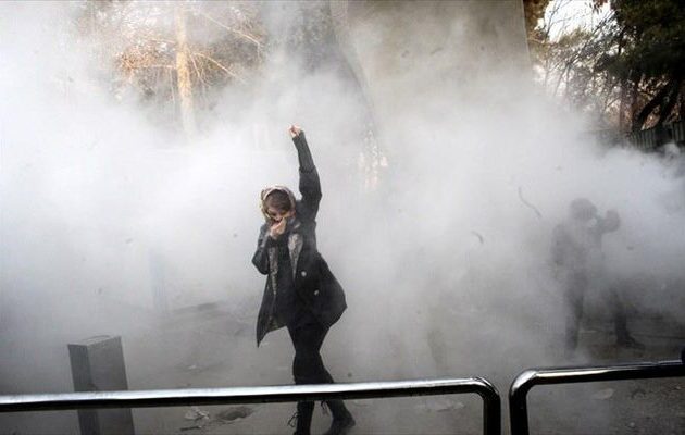 Η ΕΕ παρεμβαίνει για το “δικαίωμα” των Ιρανών να διαδηλώνουν