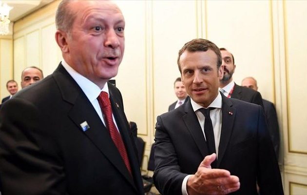 Παρίσι: Ο Μακρόν υπόσχεται να μιλήσει “ανοιχτά” με Ερντογάν για τα ανθρώπινα δικαιώματα