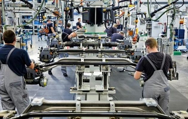 Η Γερμανία θερίζει ό,τι έσπειρε – «Βουτιά» στις βιομηχανικές εξαγωγές