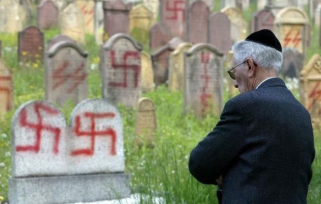 Γερμανία: Ακροδεξιοί και μουσουλμάνοι ανεβάζουν τον αντισημιτισμό στα ύψη – «Ντροπή» λέει η Μέρκελ