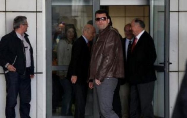 Έγκλημα στους Αγίους Αναργύρους: Αγωγή κατά του δημοσίου από συγγενείς της συζύγου του αστυνομικού