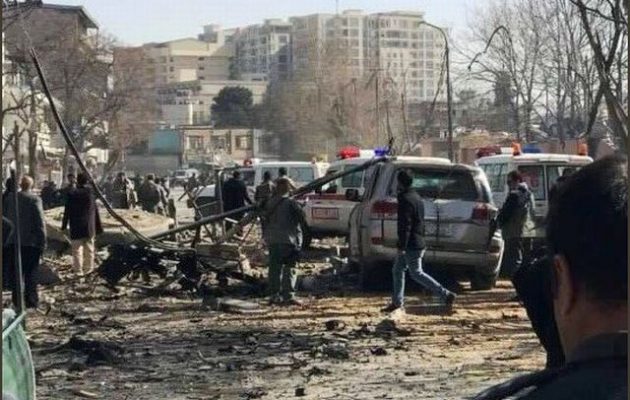 Σφαγή στην Καμπούλ – 40 νεκροί και 140 τραυματίες (μέχρι στιγμής) από βόμβα των Ταλιμπάν