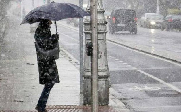 Καιρός: Βροχές και χιονόνερο την Τρίτη – Που θα χιονίσει