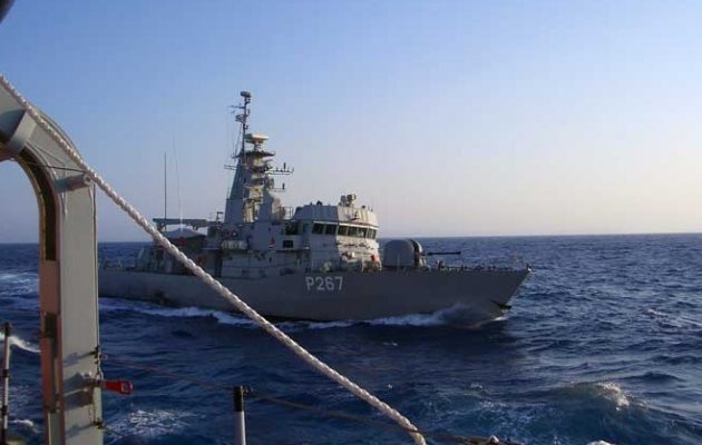 Σκάφος της τουρκικής ακτοφυλακής «ακούμπησε» στην κανονιοφόρο «Νικηφόρος» στα Ίμια