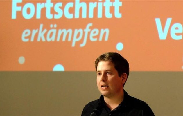 O πρόεδρος Νεολαίας ρίχνει “βόμβες” στον Σουλτς: Δεν είμαι “βασιλοκτόνος” αλλά θέλω γυναίκα στο τιμόνι