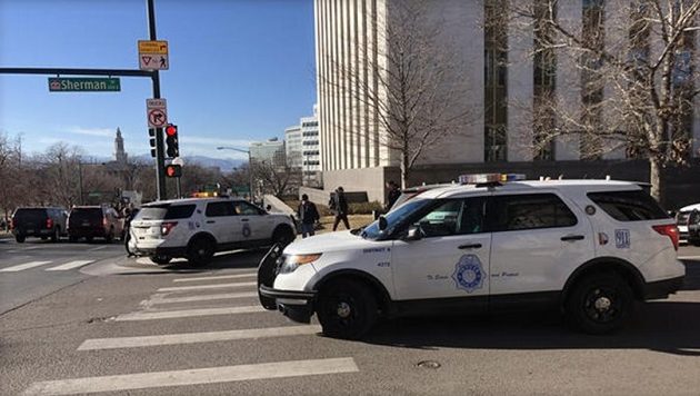 Πεζός άνοιξε πυρ έξω από το Καπιτώλιο στο Κολοράντο