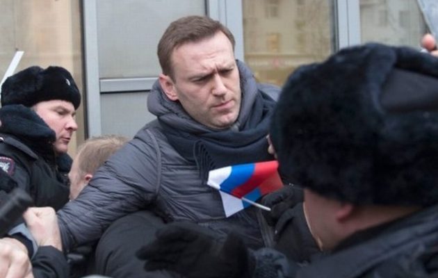 Ελεύθερος αφέθηκε ο ηγέτης της ρωσικής αντιπολίτευσης Αντρέι Ναβάλνι