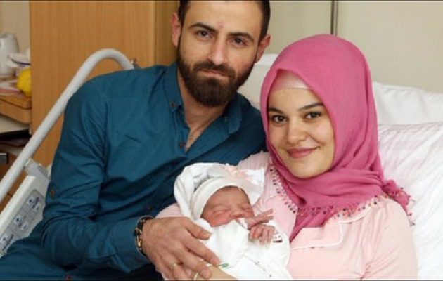 Αυστρία: Κύμα μίσους κατά του πρώτου μωρού του 2018 από Τούρκους γονείς