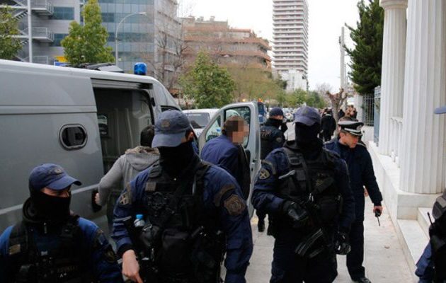 Κοντονής: Ενδεχομένως να δικαστούν στην Ελλάδα οι 8 Τούρκοι στρατιωτικοί