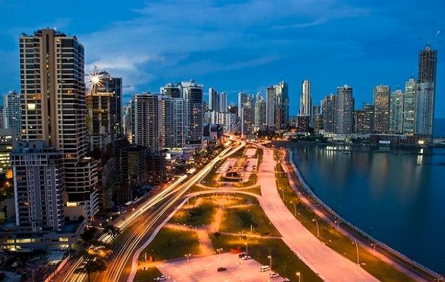 Ο Παναμάς βγαίνει από τη μαύρη λίστα με φορολογικούς παραδείσους της Ε.Ε.