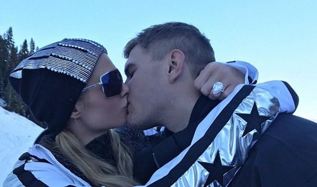 Νοικοκυρεύεται η Πάρις Χίλτον: Πρόταση γάμου στα χιόνια με τεράστιο μονόπετρο (φωτο)