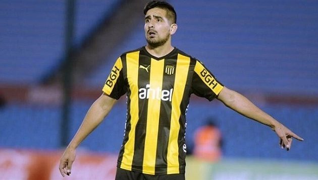 Σοκαριστικός τραυματισμός  ποδοσφαιριστή από βεγγαλικά (φωτο)