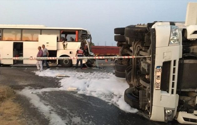 Τουρκία: 11 νεκροί και 46 τραυματίες σε τροχαίο με λεωφορείο