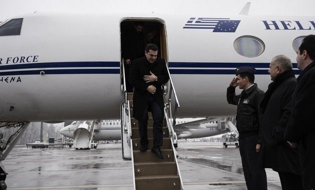 Στο χιονισμένο Νταβός “κληρώνει” για Σκόπια και χρέος – Οι στόχοι Τσίπρα