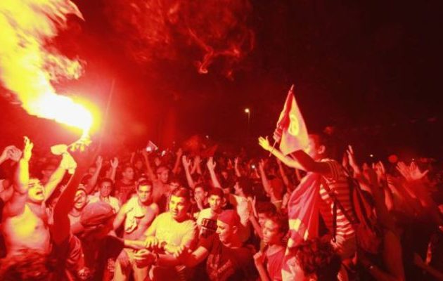 Τρίτη νύχτα ταραχών σε πολλές πόλεις στην Τυνησία