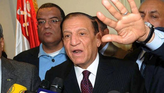Συνελήφθη στο Κάιρο ο Αιγύπτιος πρώην επικεφαλής του γενικού επιτελείου στρατού