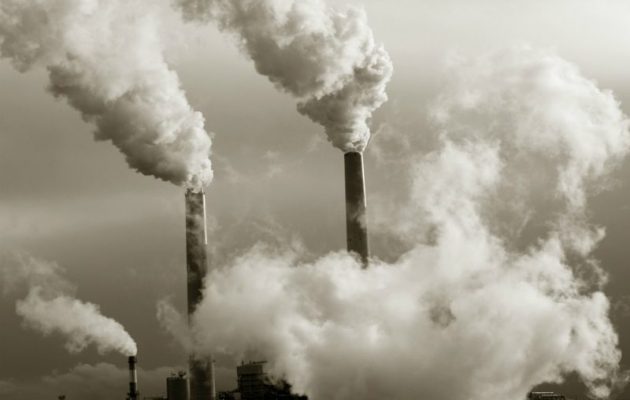 Πρώτη στις παρανομίες η Γερμανία – Τελεσίγραφο από την Κομισιόν για την ατμοσφαιρική ρύπανση