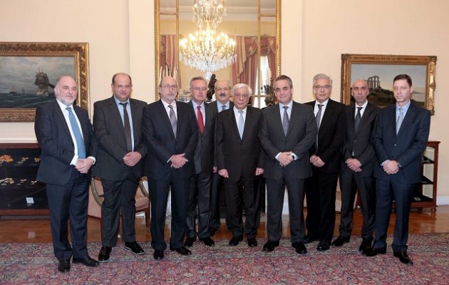 Τι είπαν στο Προεδρικό Μέγαρο Παυλόπουλος και Μίχαλος για την οικονομία