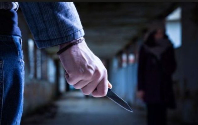 Σάλος στο Παρίσι – Τι έκαναν άνθρωποι-“ρομπότ” στο Μετρό μπροστά σε φονικό