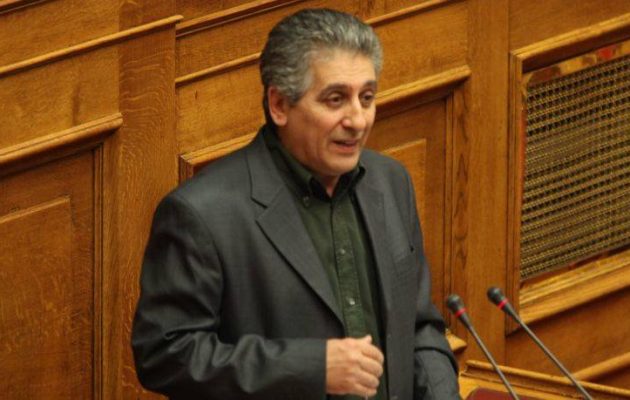 Γιατί οι ΗΠΑ αρνήθηκαν βίζα σε Έλληνα συνδικαλιστή του ΠΑΜΕ