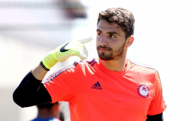 Παίκτης της Νότιγχαμ Φόρεστ ο Καπίνο